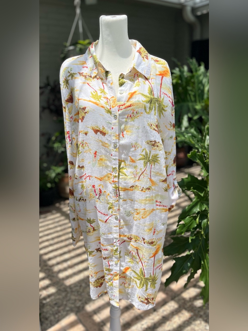 NWT C&C California White Tropical Print Linen Button-Down Size Large